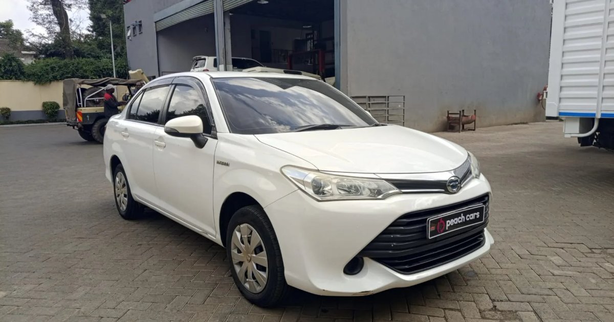 Toyota Axio 2016
