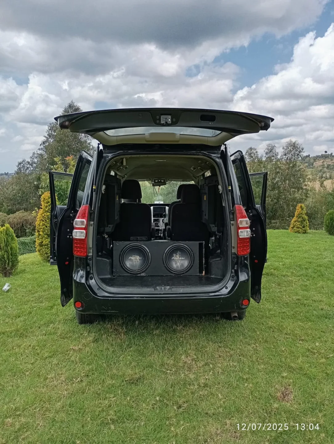 Toyota Voxy - Kasarani gallery photo